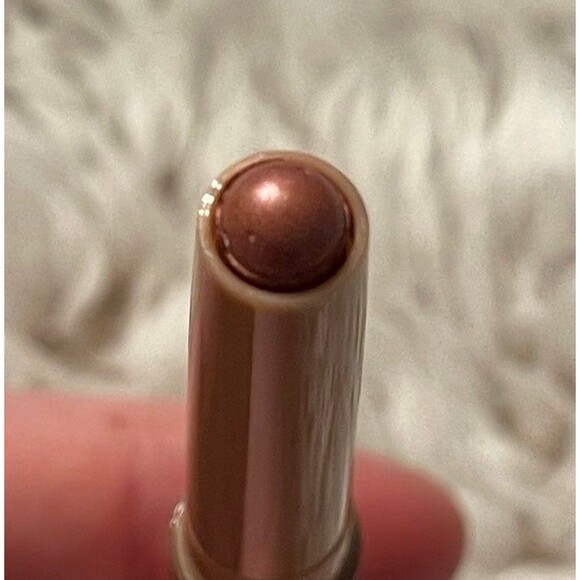 Laura Mercier Caviar Stick Eye Shadow - Roseglow Collection: Strike A Rose - Picture 2 of 11